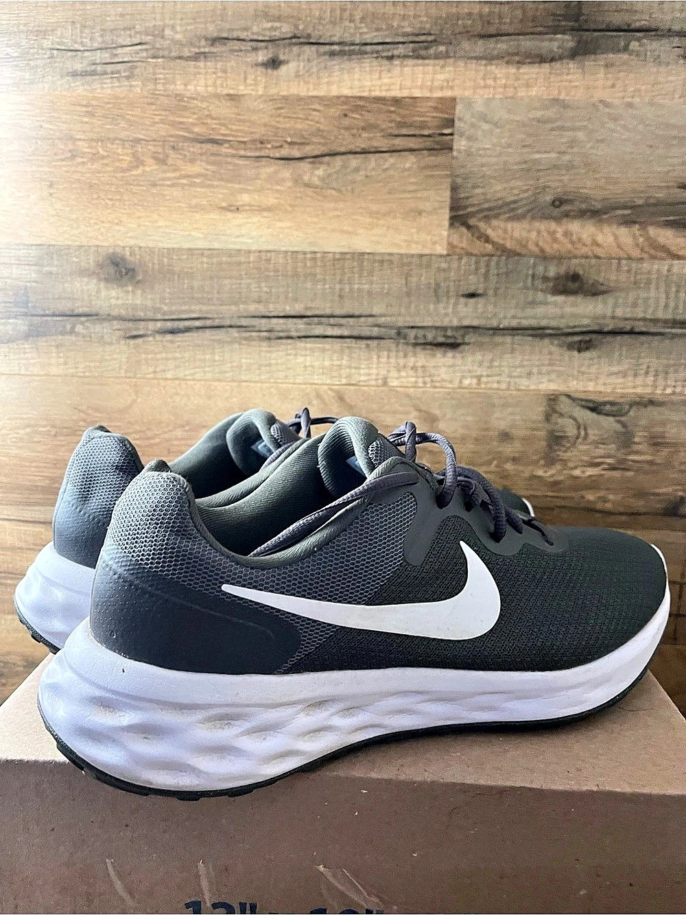 Nike Revolution 6 Next Nature Shoes Mens 11 Gray Athletic Road Running Sneakers